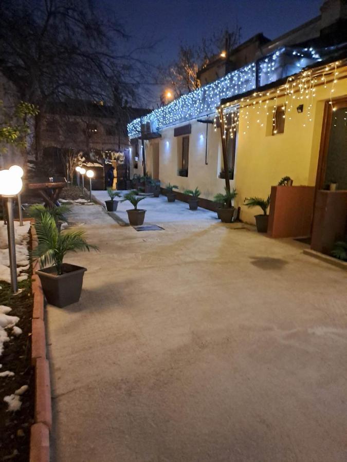 Hotel Ambiennt Bukarest Exterior foto